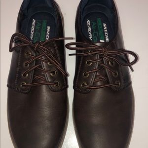 Skechers classic Fit Air-Cooled memory foam.